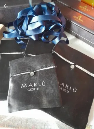 Mix custodie porta gioielli