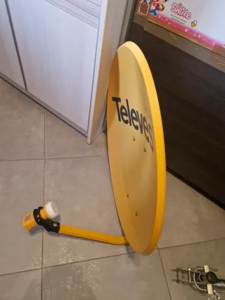 Kit antena Parabólica 68cm nuevecita