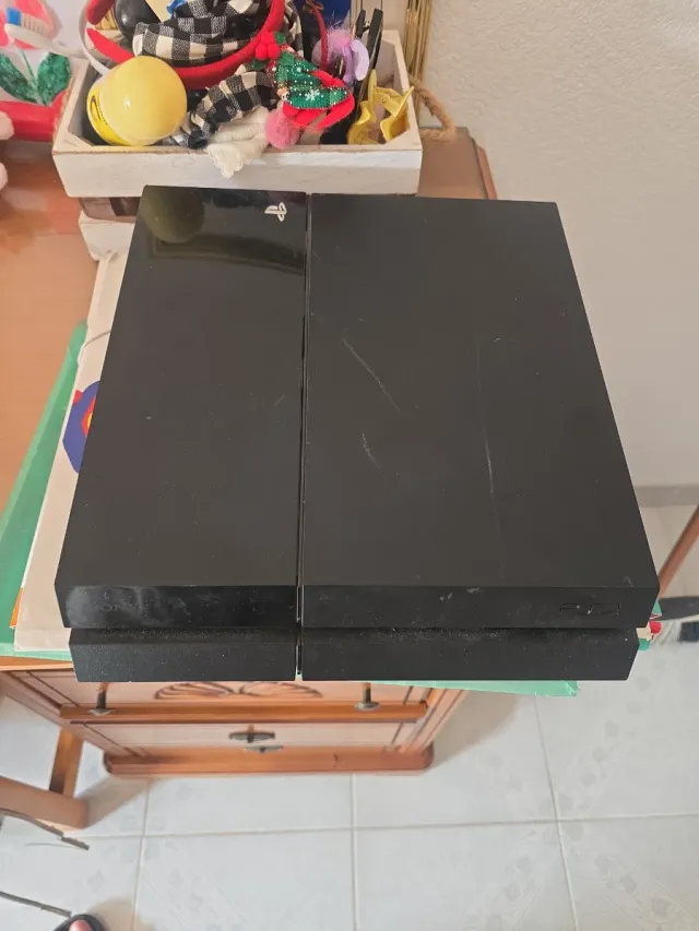 Consola Sony PlayStation 4 Negra