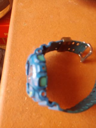 Reloj Casio G-Shock Azul y Rojo