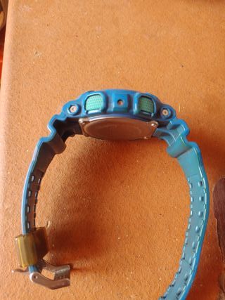 Reloj Casio G-Shock Azul y Rojo