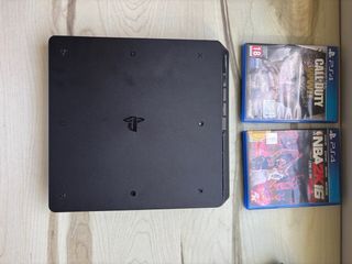 PS4 Slim 500 GB + 2 Juegos