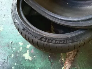 Neumáticos Michelin Pilot Sport 4 225/40ZR18
