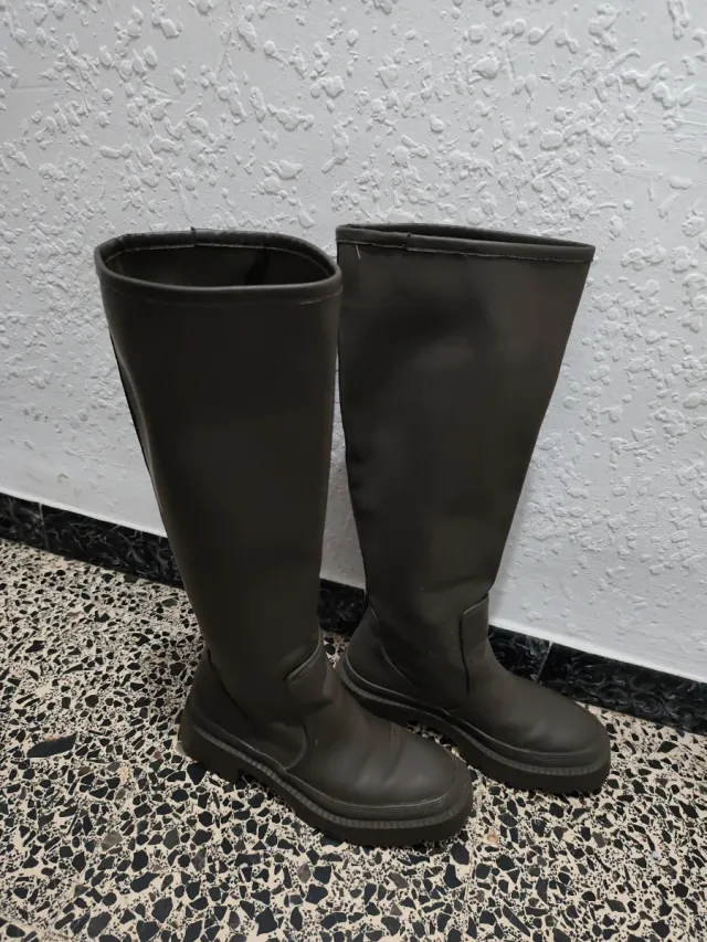 Botas Zara Mujer Marrón Hasta Rodilla