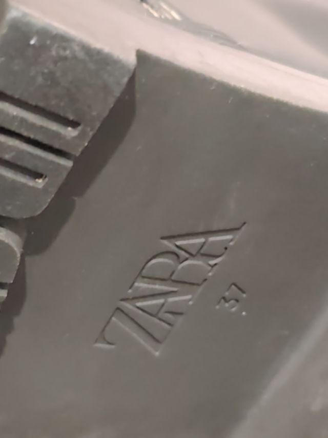 Botas Zara Mujer Marrón Hasta Rodilla