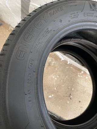 2x 165/70 R14 81T Michelin Energy Saver +