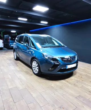 Opel Zafira Tourer único propietario !!!