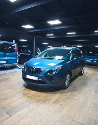 Opel Zafira Tourer único propietario !!!