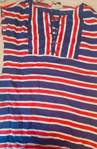 Vestido de Purificación García con la etiqueta.