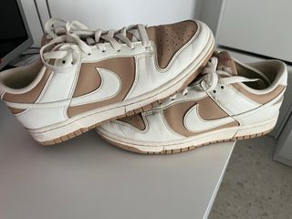 Nike Dunk Low Marrones y Blancas