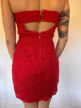 Vestido rojo encaje