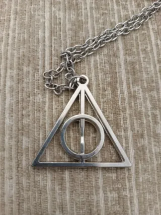 Collar Reliquias de la Muerte Plata