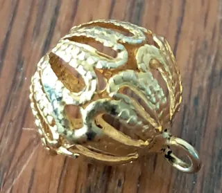 12 Botones joya jaula dorados