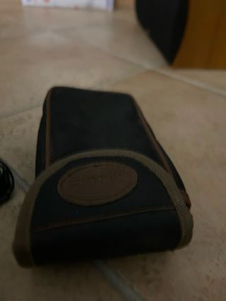 Binocolo con custodia