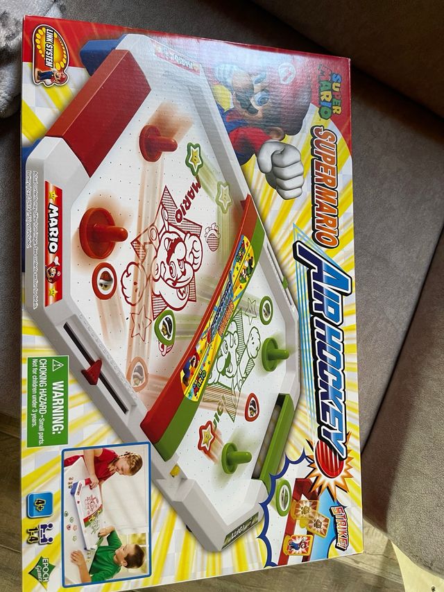 Super Mario Air Hockey