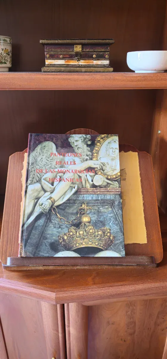 Antiguo Atril Madera Libros Decorativo.