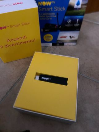 NOW TV Smart Stick con telecomando