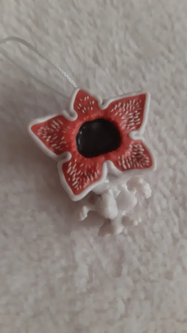 Figura Demogorgon Kinder Joy 