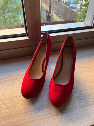 Zapatos tacón rojos talla 42 