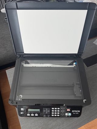 Impresora y escáner Epson WF-2510 