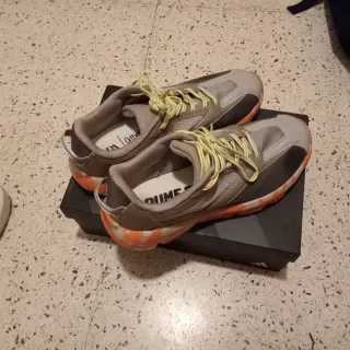 Zapatillas Zara Beige y Naranja