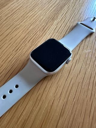 Apple Watch SE 40mm Aluminio Plata