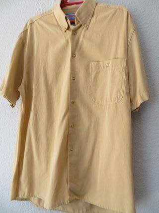 2 Camisas (Beige y Blanca)