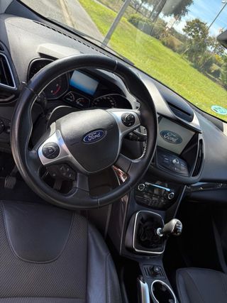 Ford Kuga 2.0 TDCI 2016