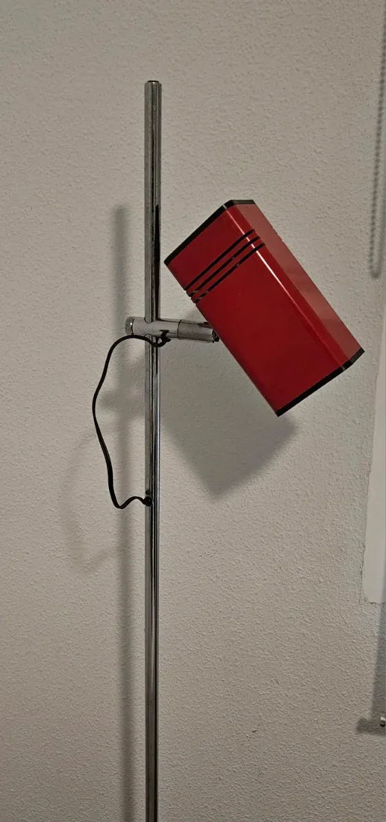 Lámpara de pie Fase original roja