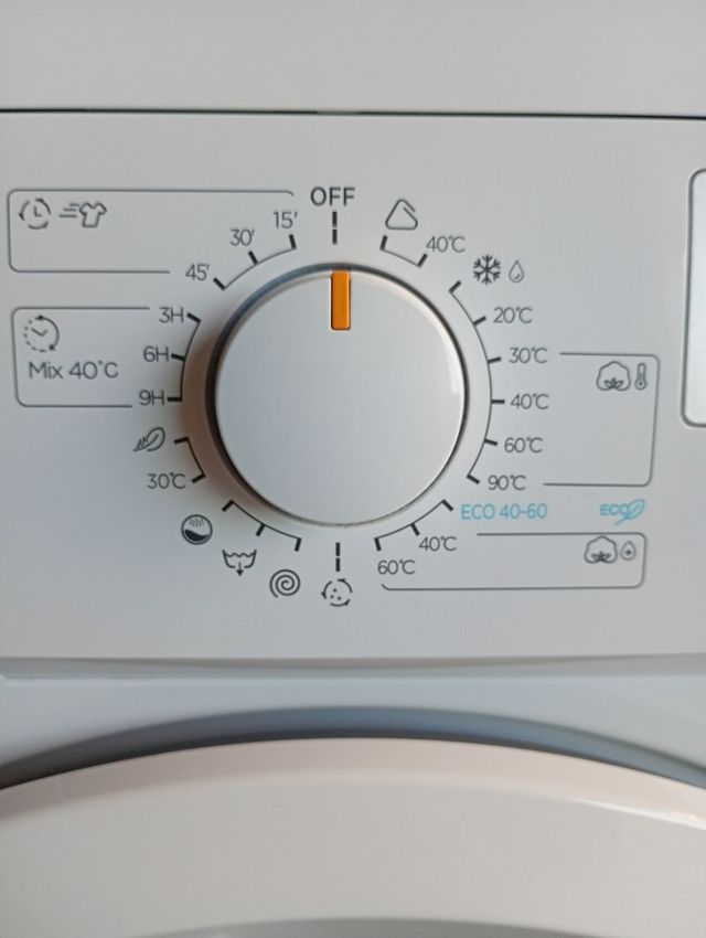 Lavadora Qilive 6kg 1200rpm.