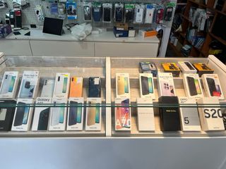 Traspaso tienda de informática en Liria