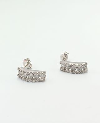 Pendientes de oro blanco de 18kt.