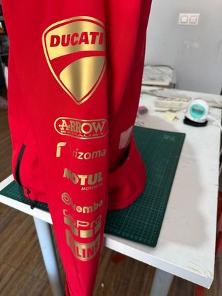 Chaqueta Ducati personalizada