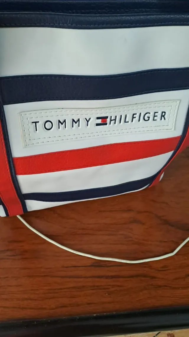 Bolso Tommy Hilfiger Rayas Azul Blanco Rojo