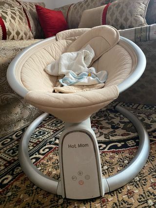 Mecedora Hot Mom para bebé