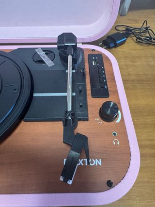 Tocadiscos Crosley Rosa y Marrón