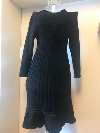 Vestido negro largo de punto talla M Hoss Intropia