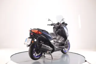 YAMAHA X-MAX 300 2022