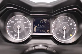 YAMAHA X-MAX 300 2022