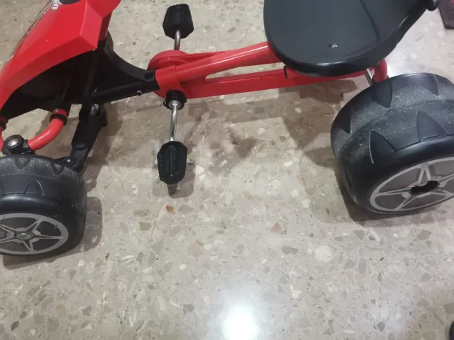Coche de pedales Go Kart Rojo
