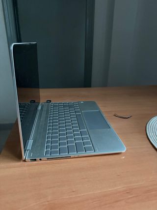 Portátil HP i7 7ª Gen Táctil 2 en 1 SSD Windows 11