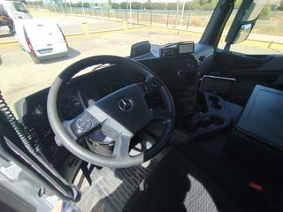 Mercedes-Benz ACTROS  18 32 - CAMIONES GRUAS