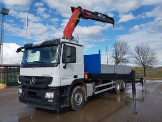 Mercedes-Benz ACTROS 25B 32 - PORTAMAQUINAS