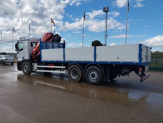 Mercedes-Benz ACTROS 25B 32 - PORTAMAQUINAS