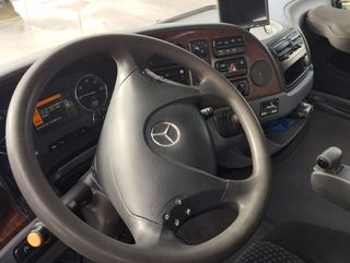 Mercedes-Benz ACTROS 25B 32 - PORTAMAQUINAS