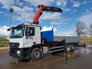 Mercedes-Benz ACTROS 25B 32 - PORTAMAQUINAS