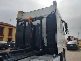 DAF XF 510 - GANCHO PORTACONTENEDOR