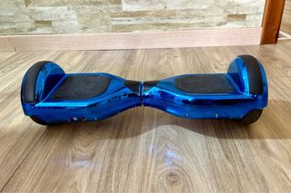 Hoverboard azul metálico con mando