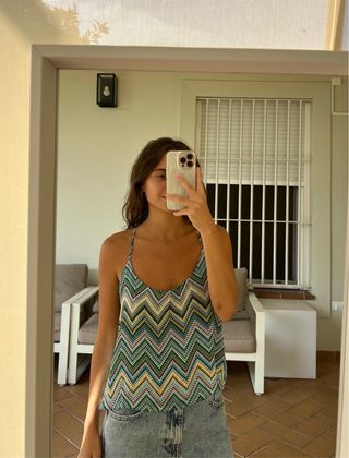 Blusa con estampado zig-zag