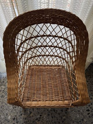 Sillón de mimbre para adultos